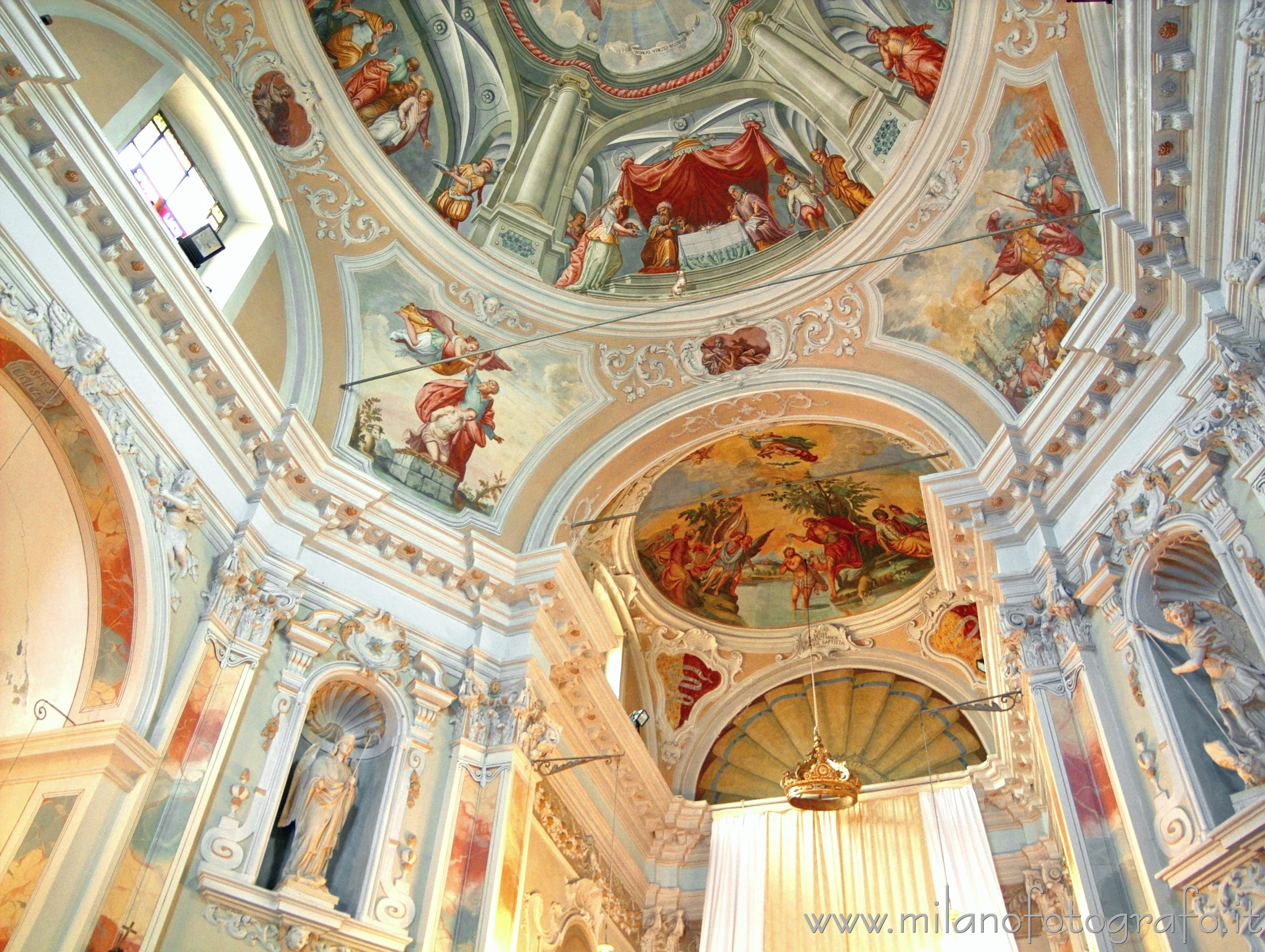 Monte Isola (Brescia) - Soffitto della Chiesa di San Giovanni in località Corzano